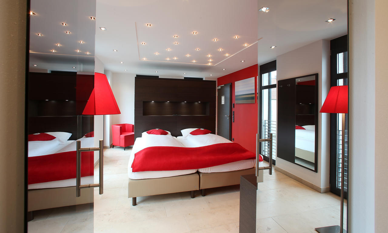 Kh Hotel Mit Restaurant Geisenfeld Quarto foto