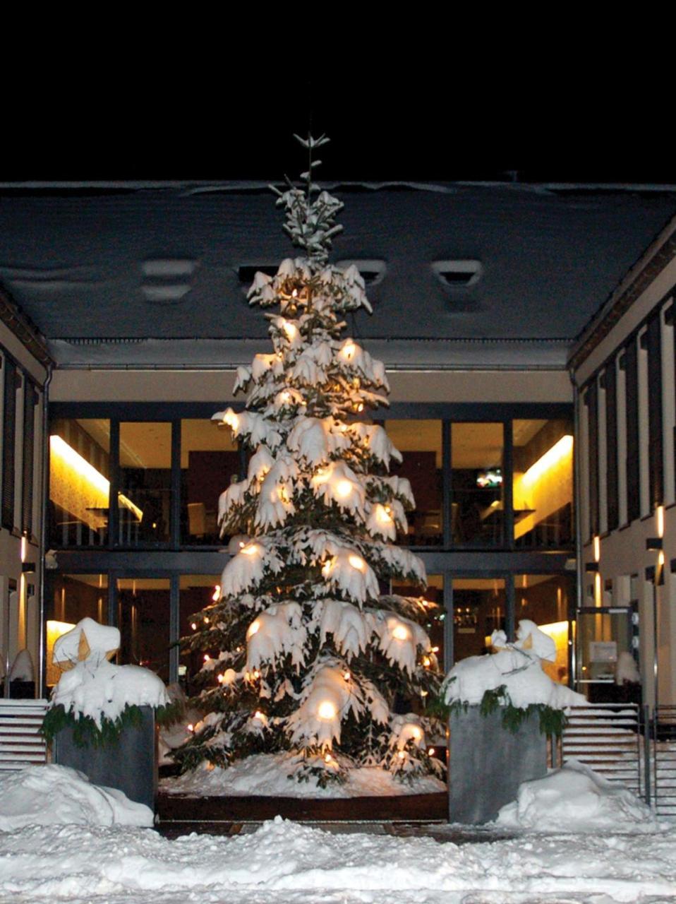 Kh Hotel Mit Restaurant Geisenfeld Exterior foto